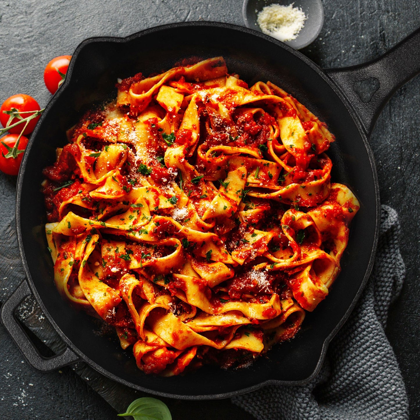 Meyer Pre-Seasoned Cast Iron Induction Skillet 26cm